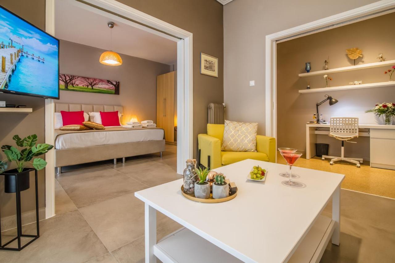 Glyfada'S Central Apartment Атина Екстериор снимка